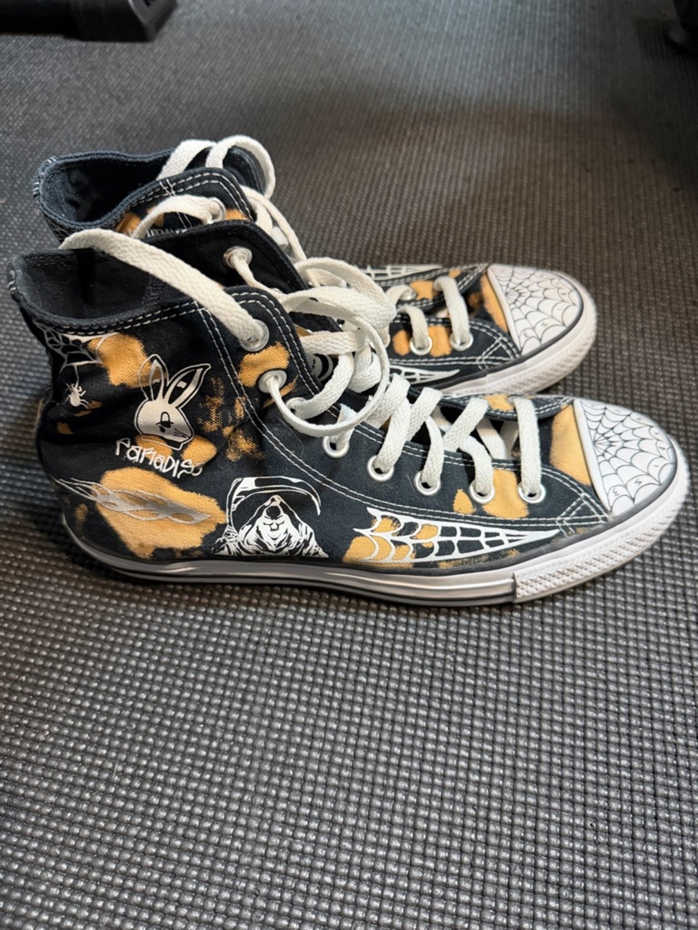 Black & Gold High-Top Athletic Sneakers with Graphic Print